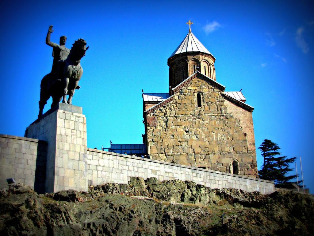 Homestay Nika Тбилиси Экстерьер фото