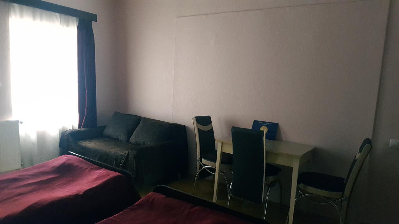 Homestay Nika Тбилиси Экстерьер фото