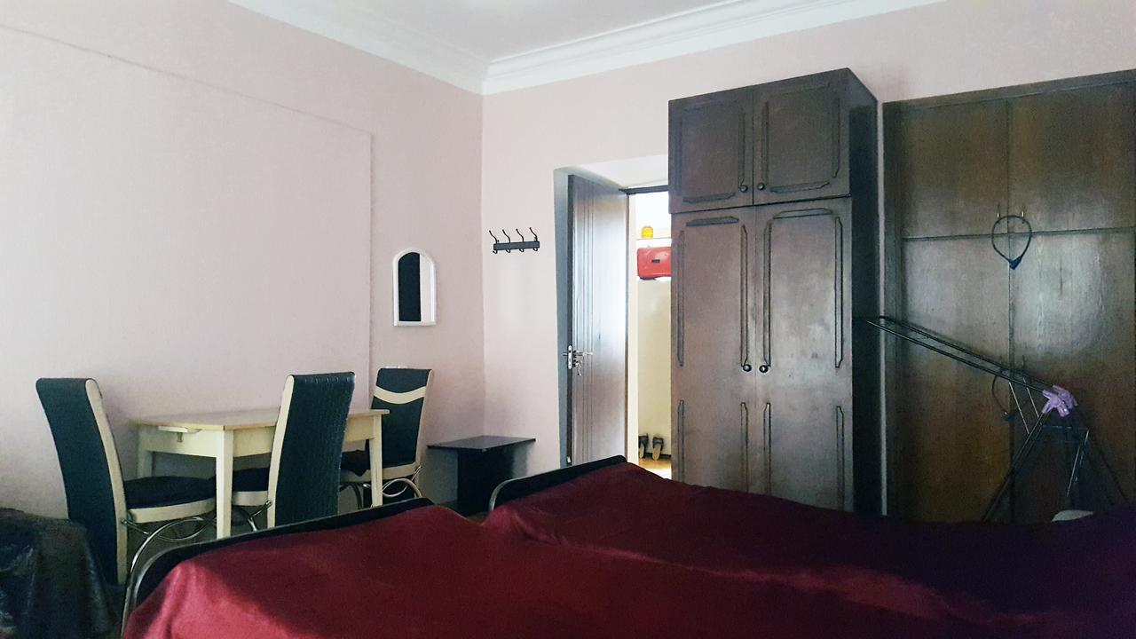 Homestay Nika Тбилиси Экстерьер фото